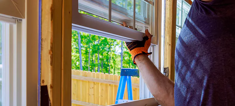 >Bay Window Curtain Rail Track in Oakley, CA